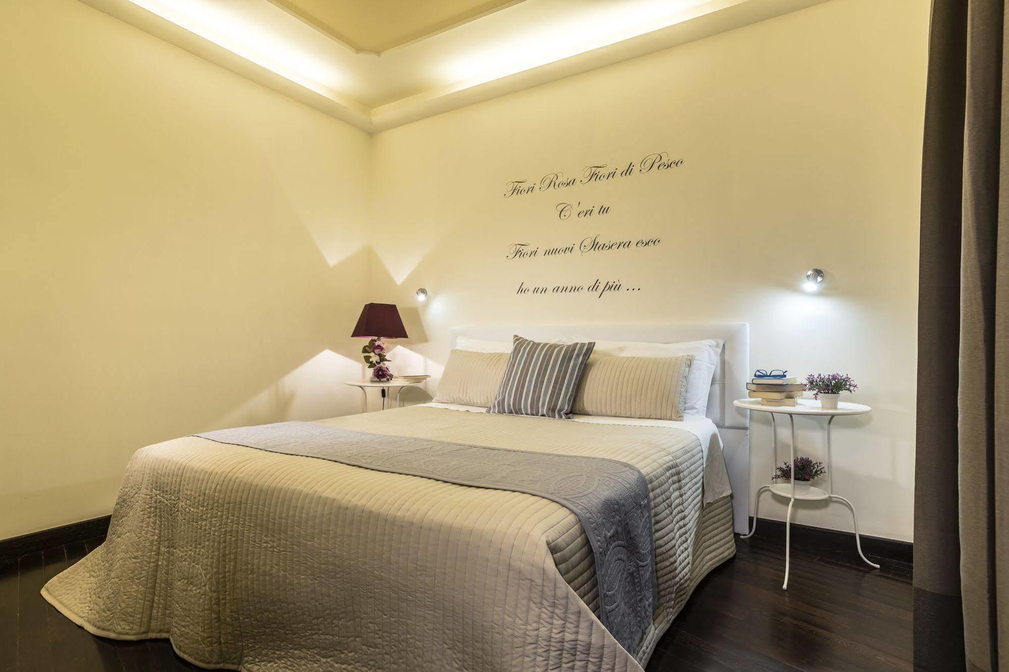 Fior Di Loto Rooms Кальяри Экстерьер фото