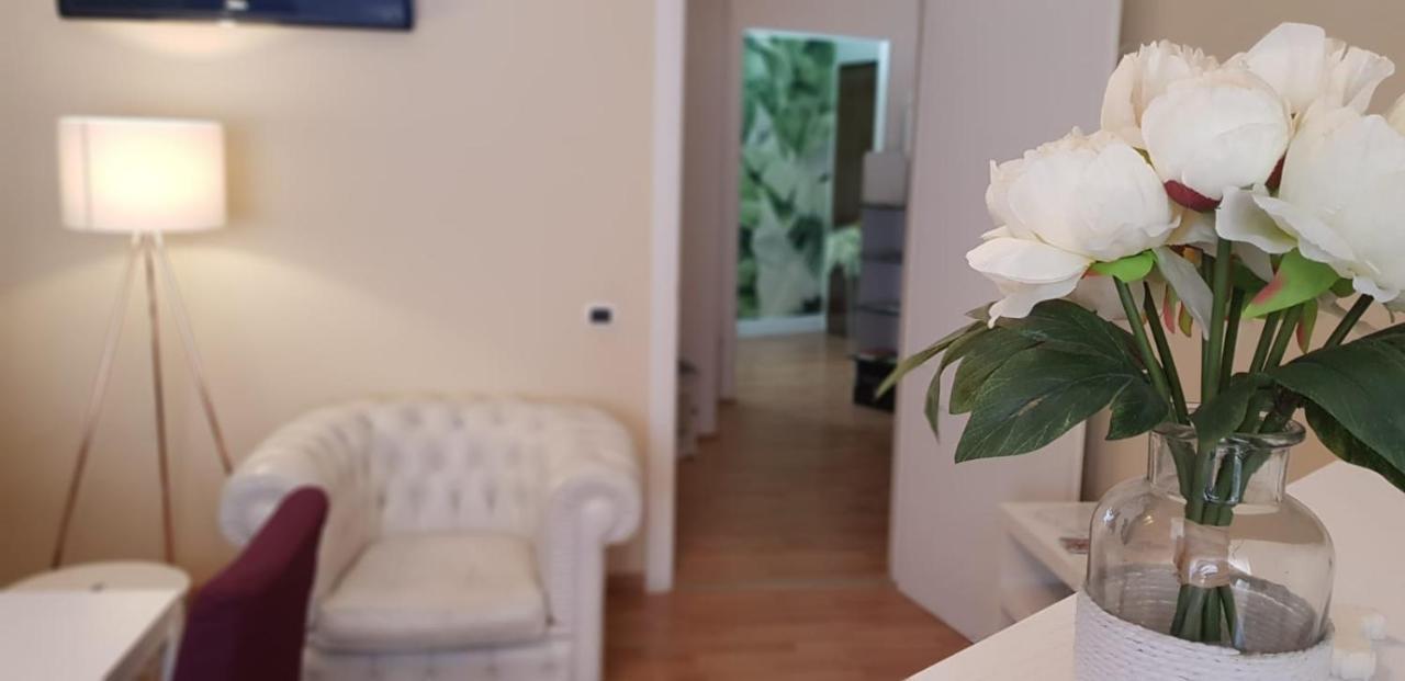 Fior Di Loto Rooms Кальяри Экстерьер фото